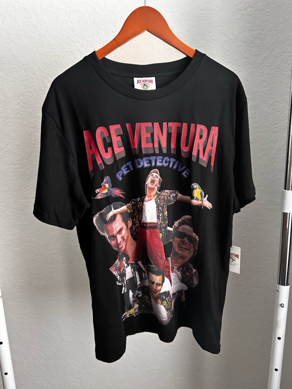 Ace Ventura Graphic Tee - Black